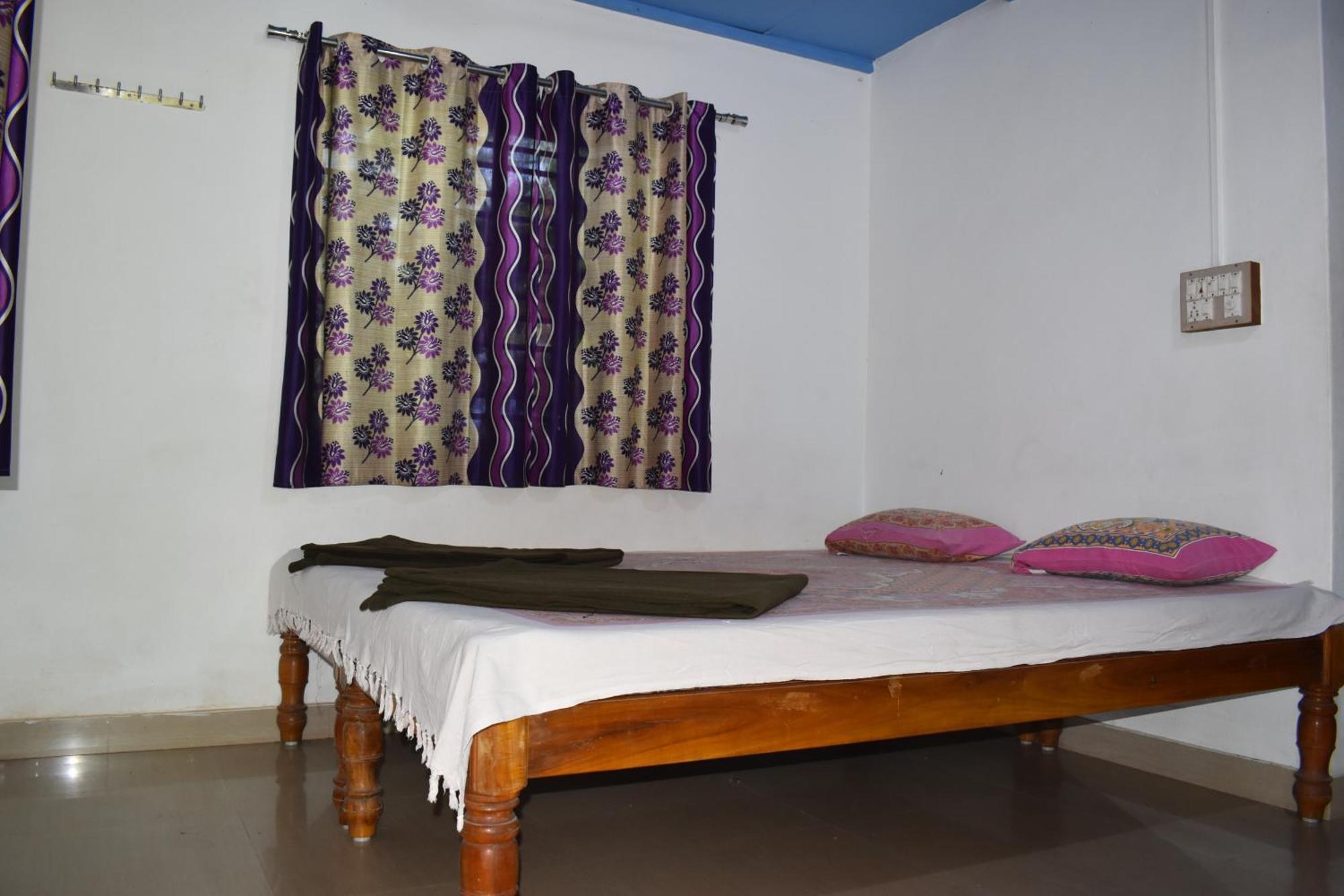 Gundappa Cafe Gokarna Kudle Beach Eksteriør billede